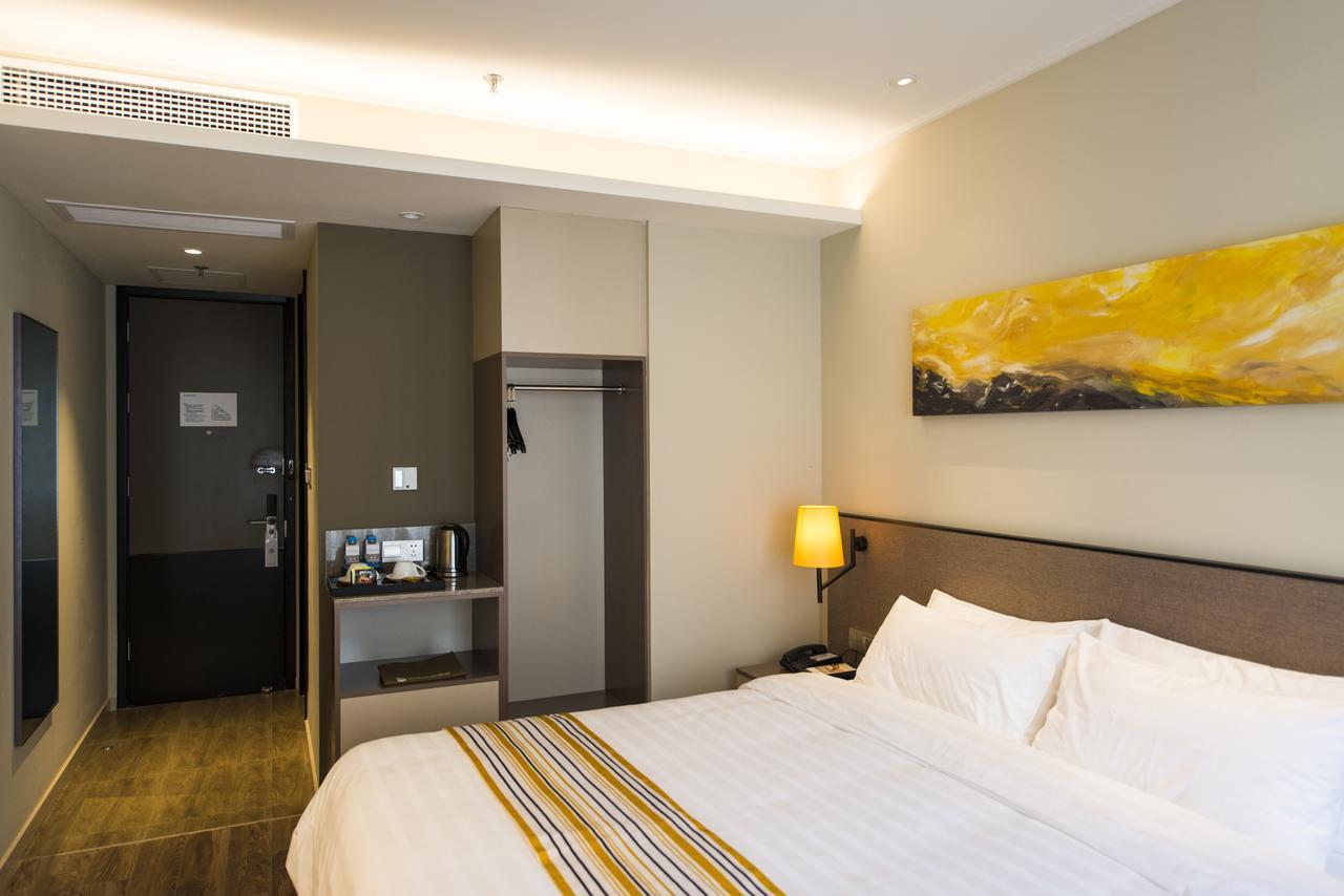 Home Inn Plus Shanghai Zhangjiang Park Exterior foto